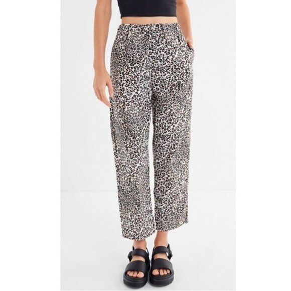 Urban‎ Outfitters Jace Poplin Zip Front Animal Print Pants Small - Picture 1 of 9